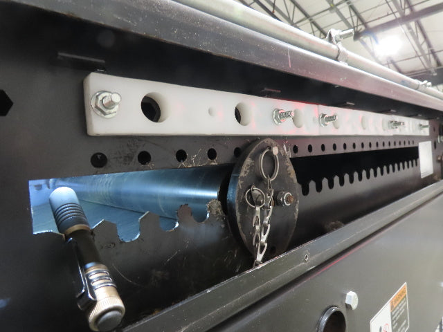 TGW CRUZ Incline Slider Bed 28" Belt Conveyor Variable Speed Drive 460V 17' 8"L