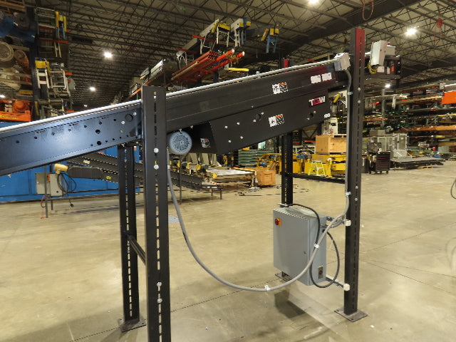 TGW CRUZ Incline Slider Bed 28" Belt Conveyor Variable Speed Drive 460V 17' 8"L