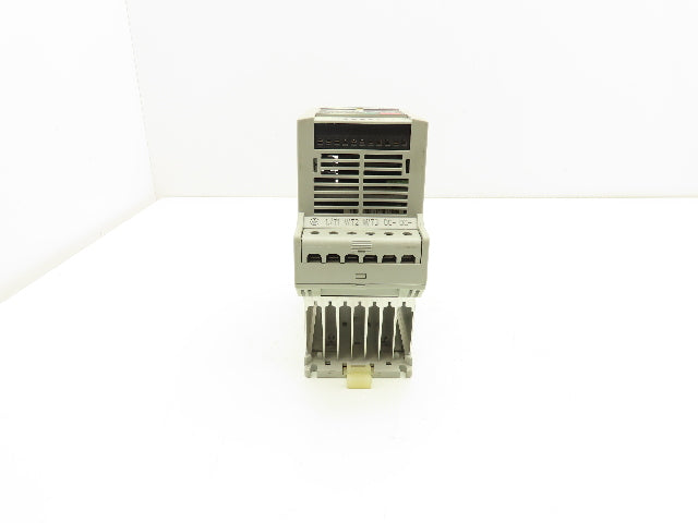 Allen Bradley 160-AA03NSF1 Variable Speed AC Drive VFD .75HP 240V 1PH Input