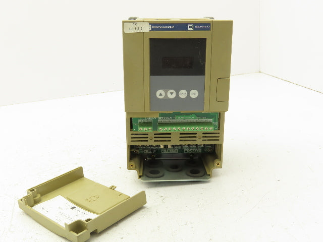 Square D Telemecanique ATV18U09M2 ALTIVAR 18 Variable AC Drive VFD .5Hp 240V 1PH