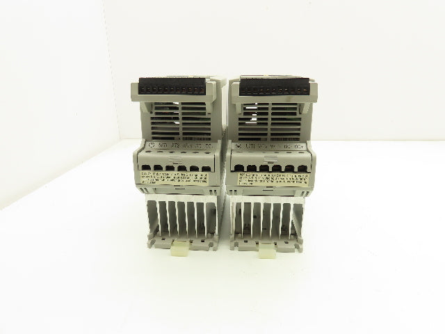 Allen Bradley 160-BA01NSF1 Variable Speed AC Drive VFD .5Hp 480V 3PH Lot of 2