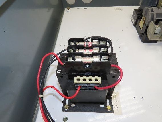 Allen Bradley 512-EJB-3-4R-6P-27R Combination Motor Starter Size 4 100Hp 480V
