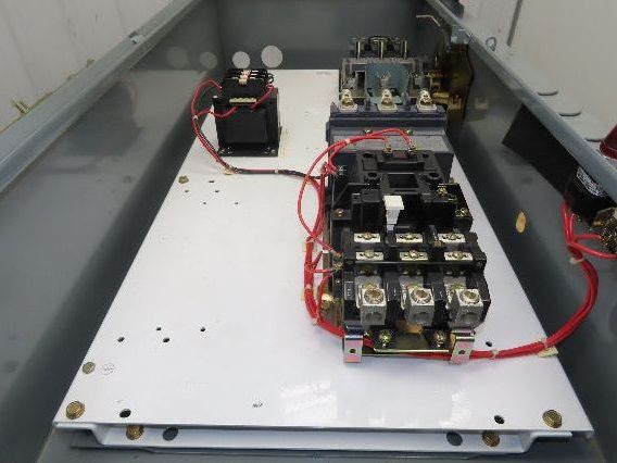 Allen Bradley 512-EJB-3-4R-6P-27R Combination Motor Starter Size 4 100Hp 480V
