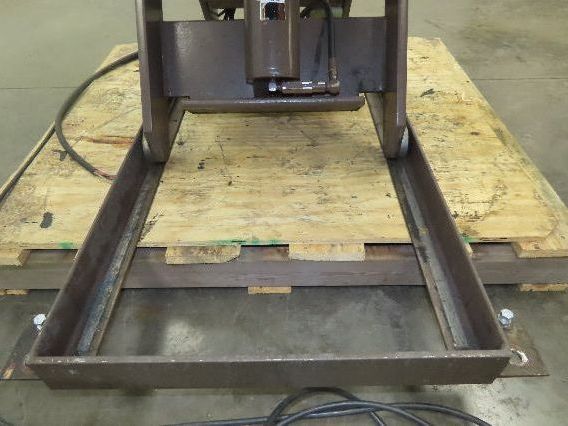 Autoquip 36S40 Hydraulic Scissor Lift Table 4000lb 36" Travel 34x58" Top 3Ph