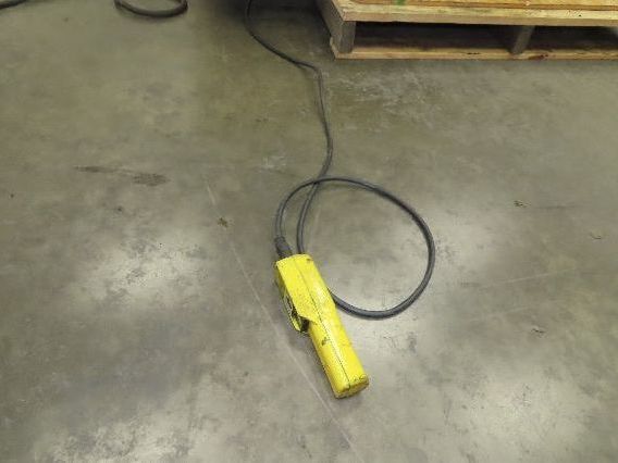 Autoquip 36S40 Hydraulic Scissor Lift Table 4000lb 36" Travel 34x58" Top 3Ph