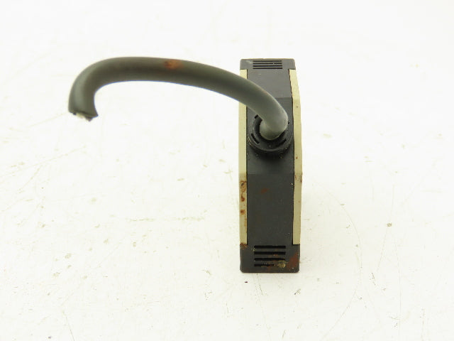 Omron E3JK-5DM2-US Photoelectric Sensor Switch