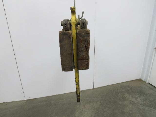 BHS 6000Lb Forklift Battery Lifter Beam 27-42" Adj Width Hooks