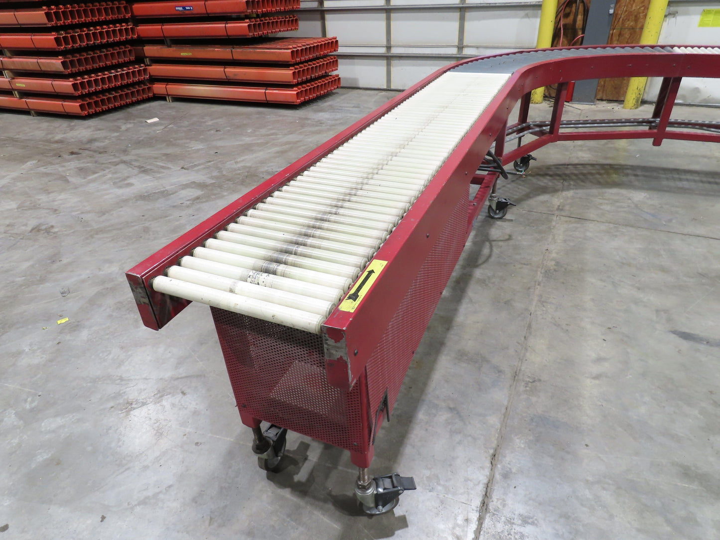 Accumulation Roller Conveyor 90° Curve RH 16"BF Variable Speed Drive 240V