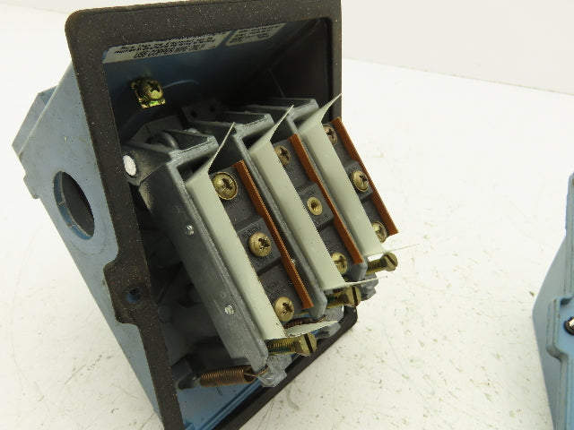 United Electric J403-451 Pressure Switch 80" WC 225PSI Max 3 Pole Relay