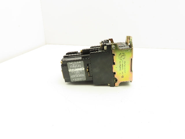 Allen Bradley 700-NT400A1 Industrial Control Relay Unit 120V Coil Series C