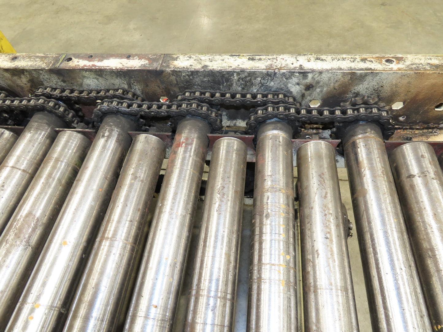54" Pallet Conveyor 2.5" Roller 60"L 1Hp 460V Chain Drive 60 FPM