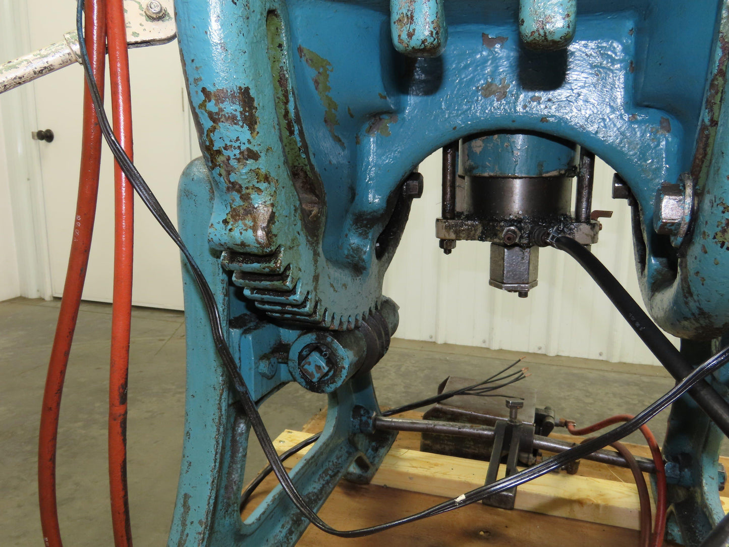 L&J No 3 Mechanical OBI Punch Press 22 Ton 1-3/8" Stroke 63/4" Throat 2Hp 3Ph