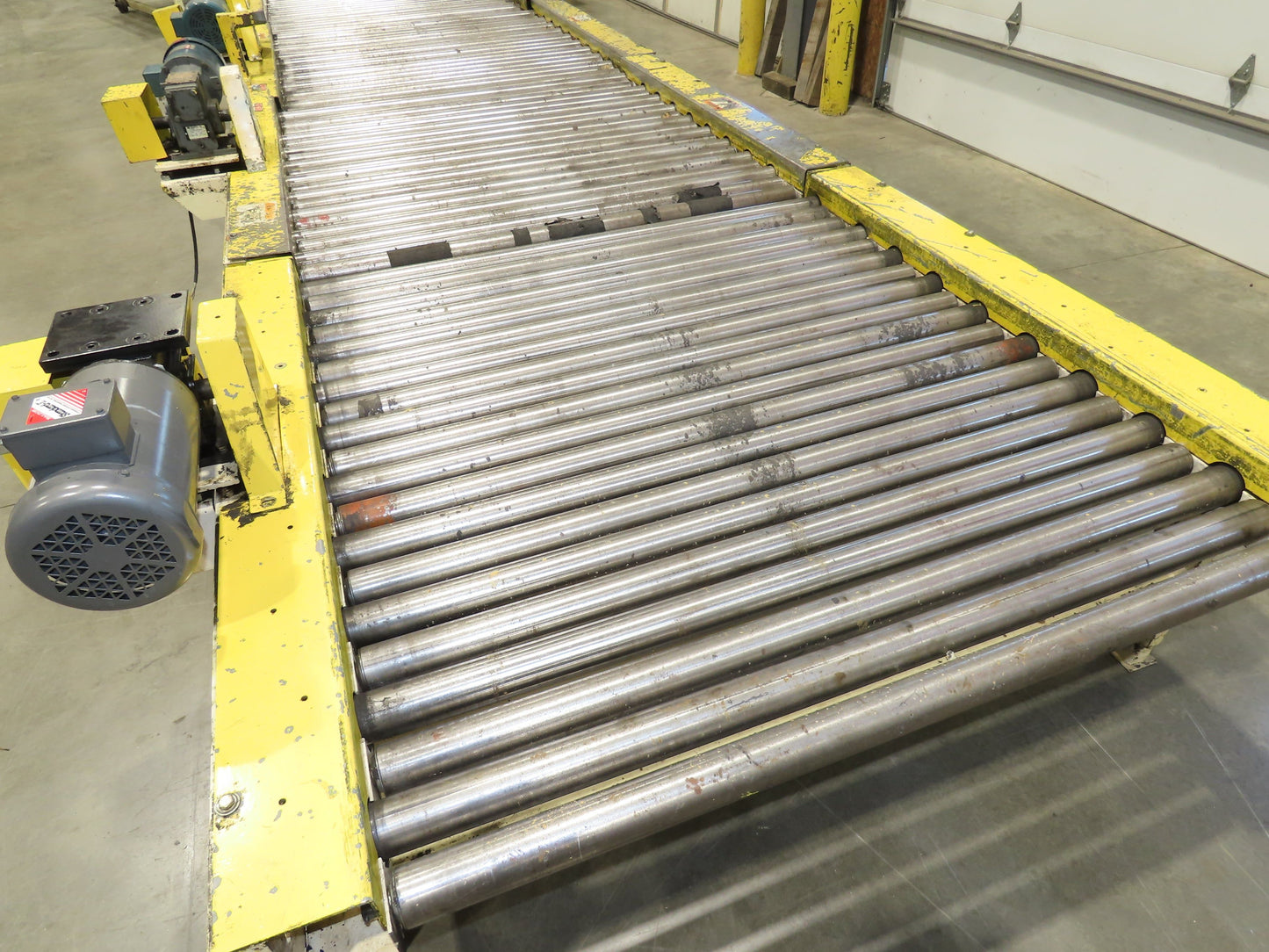 54" Pallet Conveyor 2.5" Roller 1Hp 460V Chain Drive 60 FPM 20' Length