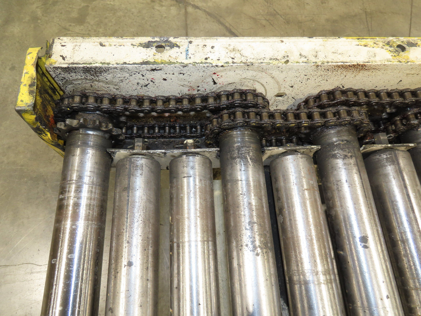 54" Pallet Conveyor 2.5" Roller 1Hp 460V Chain Drive 60 FPM 20' Length
