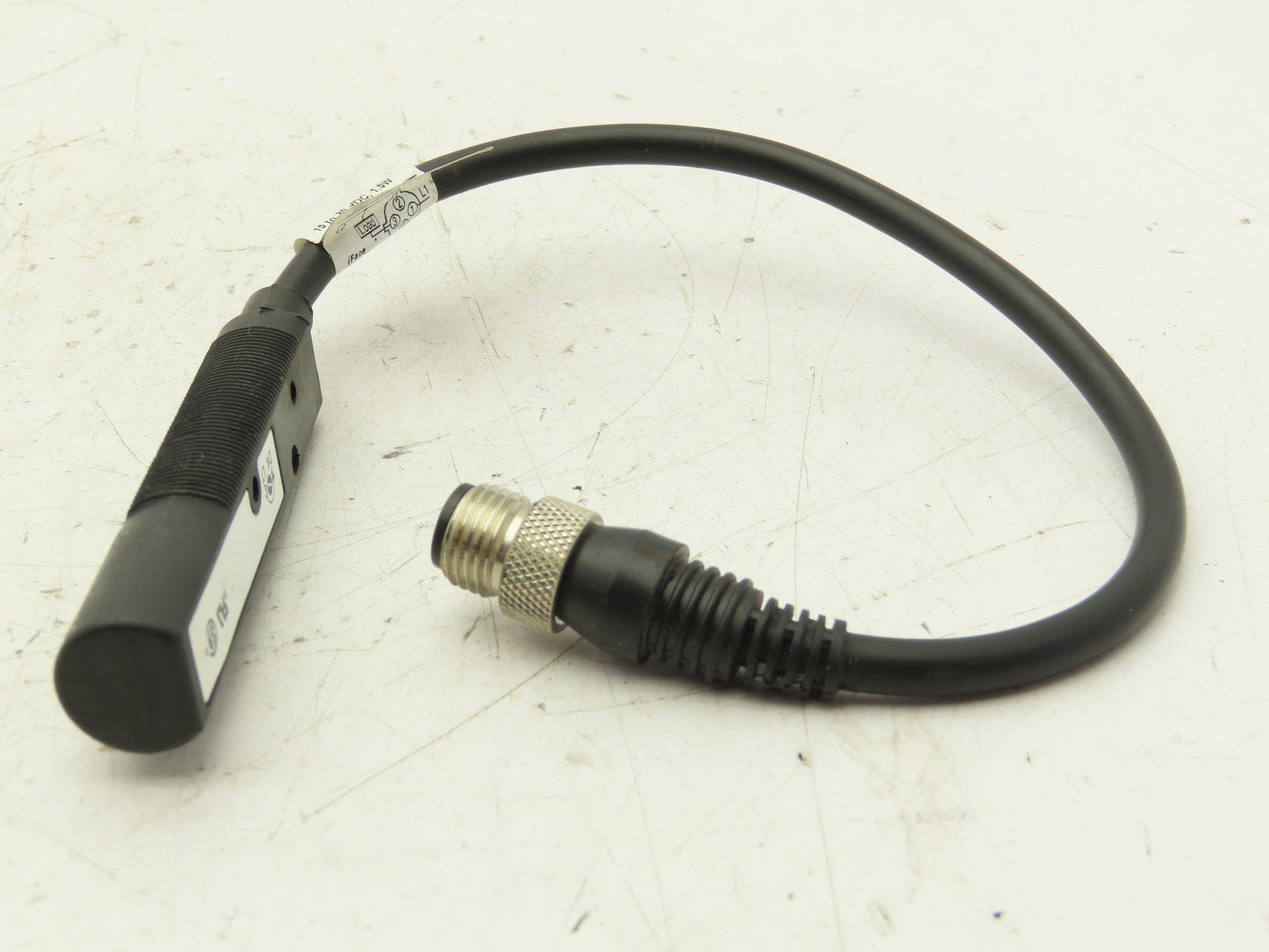 Eaton 13104RQD03 Photoelectric Sensor 15-30VDC 1.5A 18mm Range