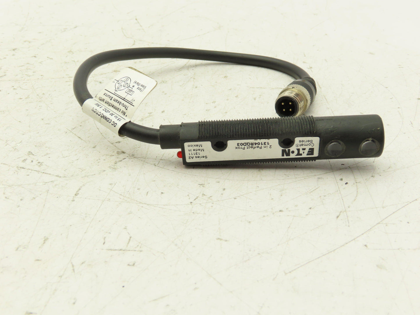 Eaton 13104RQD03 Photoelectric Sensor 15-30VDC 1.5A 18mm Range