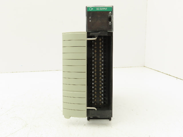 Allen Bradley 1756-OB16I DC Isolated Output 16PT PLC REV M01 REV F/W 2.1 Ser A