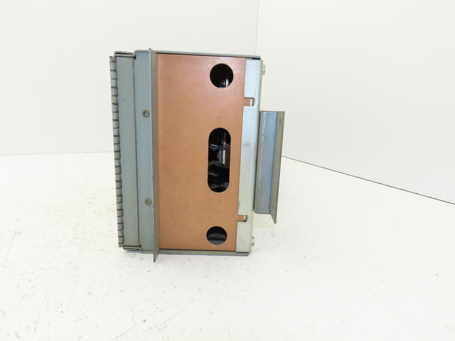 GE THP361 Fusible Panelboard Disconnect Switch Twin QMR 30A 600V 3 Pole