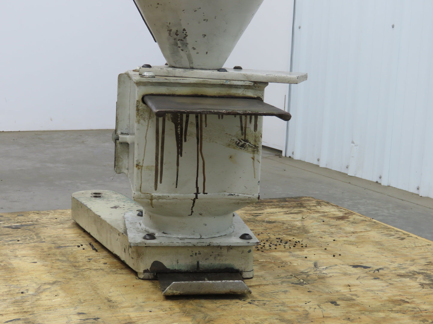 21"x 26" Steel Gravity Bin Dry Bulk Receiver Hopper Magnetic Cartridge Grate