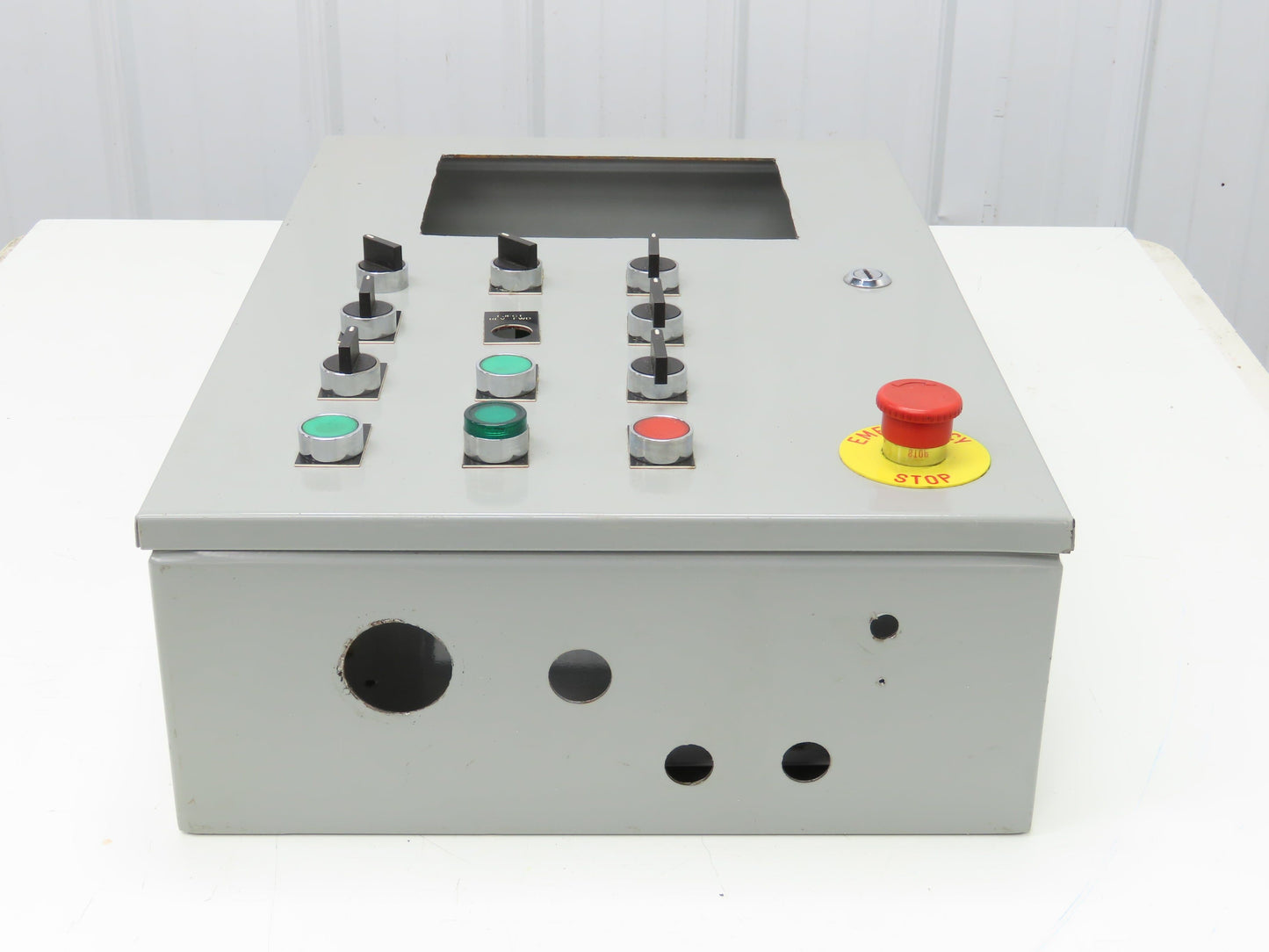 Wiegmann N1C162406LP Electrical Enclosure 24x16x6" Control Panel Switches 7x9"