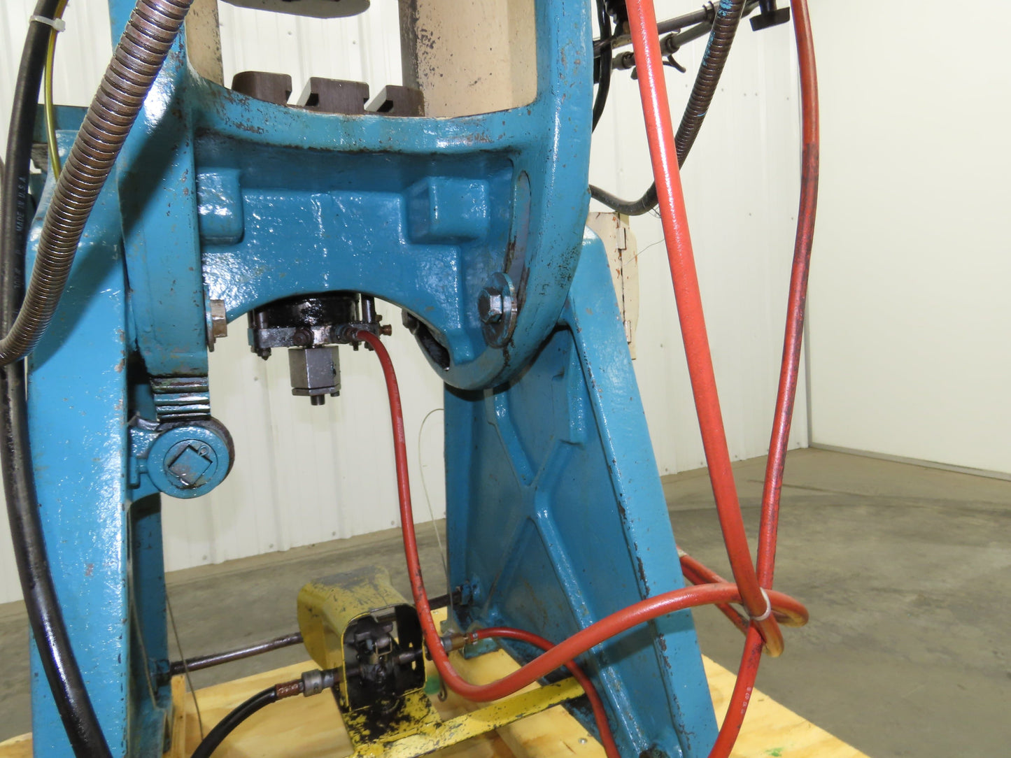 L&J No 2 Mechanical OBI Punch Press 18 Ton 2" Stroke 6" Throat 2Hp 3Ph