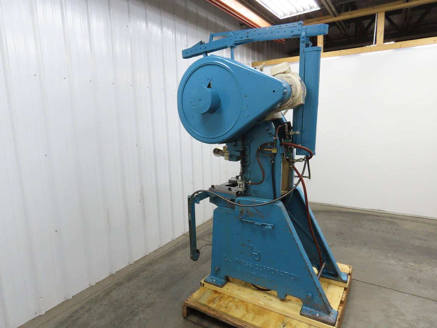 L&J No 18 Mechanical OBI Punch Press 18 Ton 2" Stroke 6" Throat 1.5Hp 3Ph