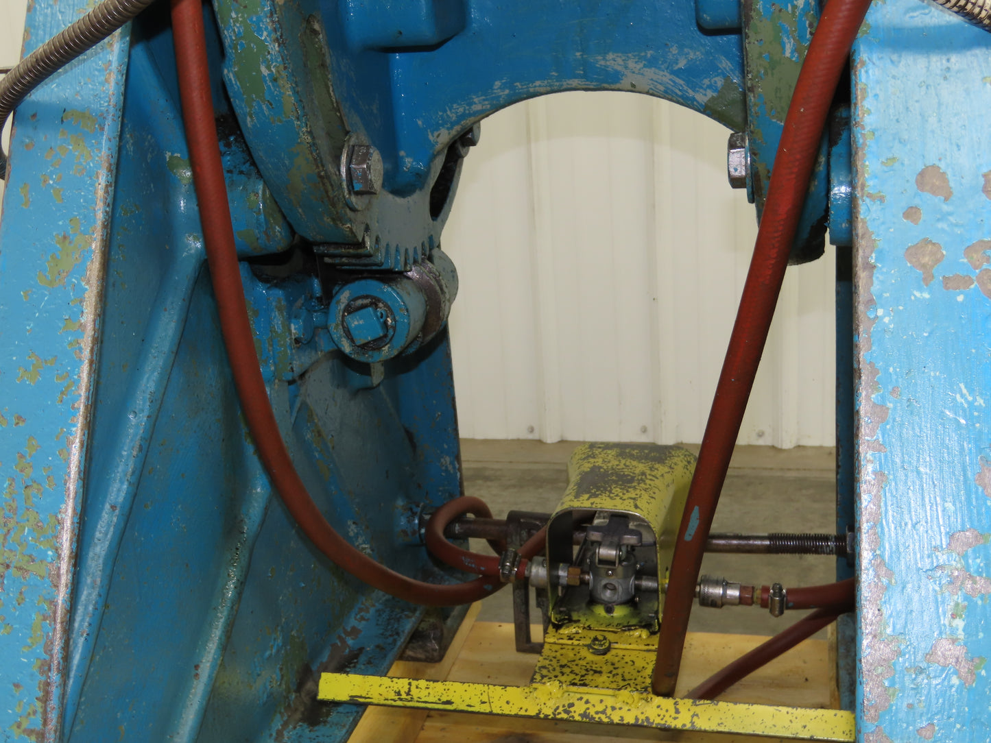 L&J No18 No 18 Mechanical OBI Punch Press 18 Ton 2" Stroke 6" Throat 1.5Hp 3Ph