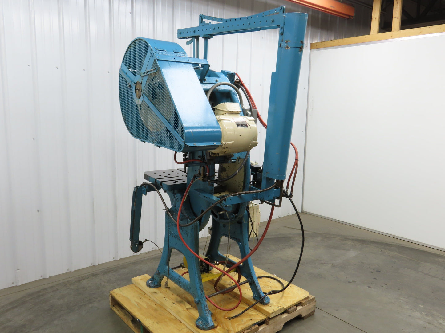 L&J No 2 Mechanical OBI Punch Press 18 Ton 2" Stroke 5-1/2" Throat 1.5Hp 3Ph