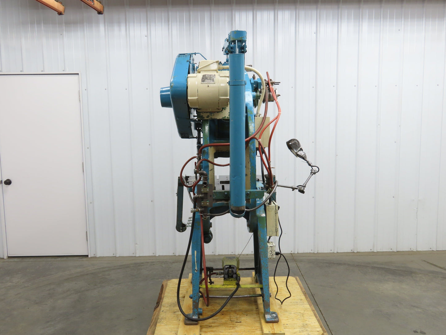 L&J No 18 Mechanical OBI Punch Press 18 Ton 2" Stroke 6" Throat 1.5Hp 3Ph
