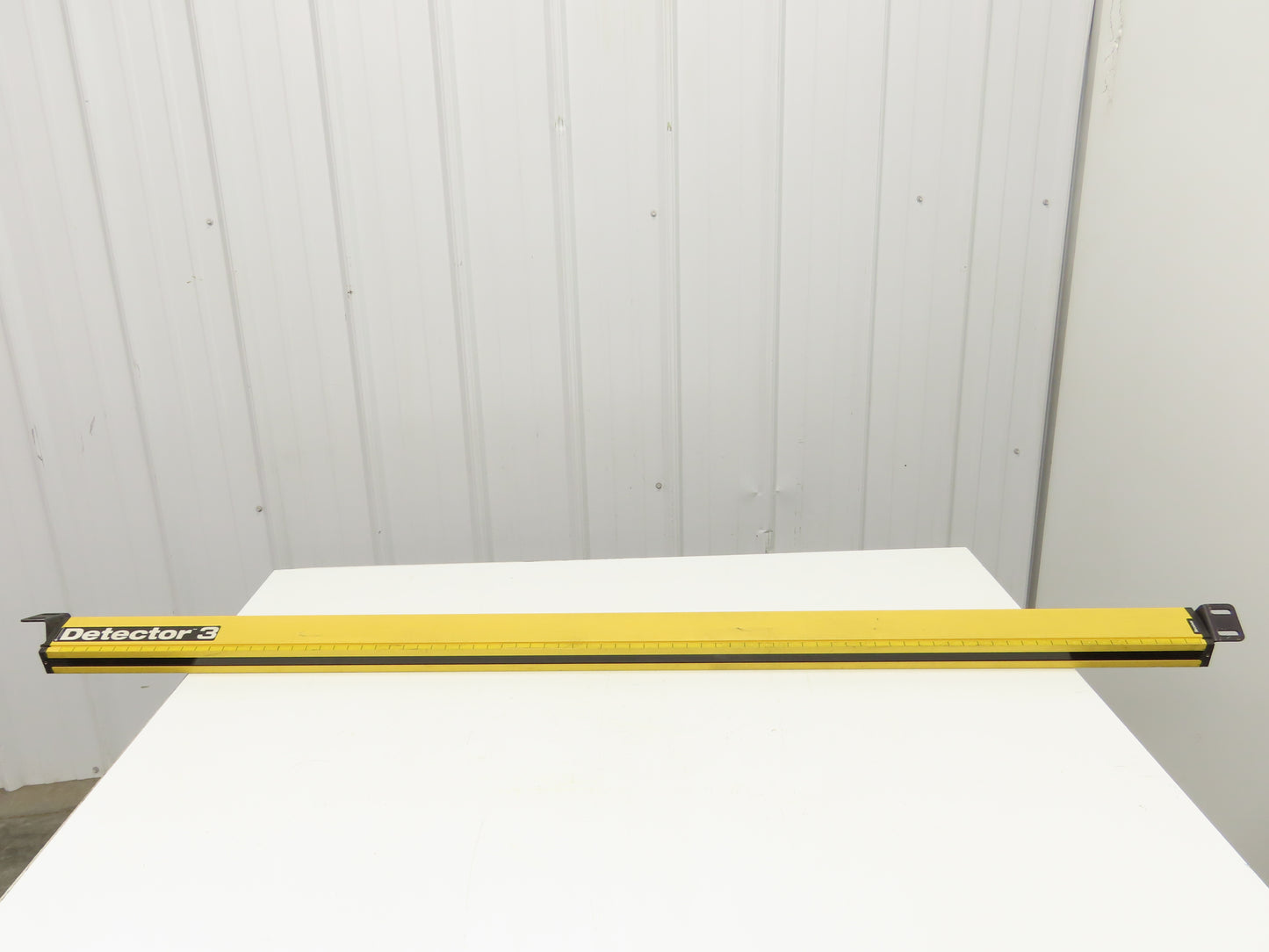 Data Instruments 3LC60 Detector 3 Safety Light Curtain Receiver 61"