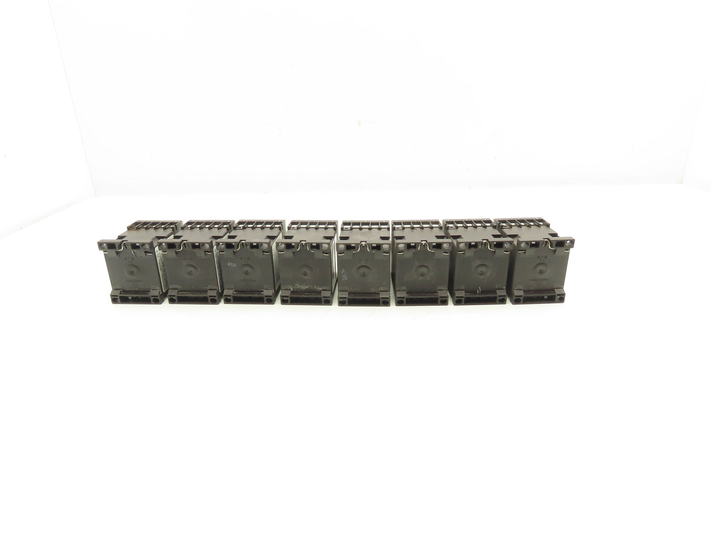Siemens 3RT1016-1BB41 Contactor 24VDC Coil 9A 400VAC 4kW 3Pole Lot Of 8