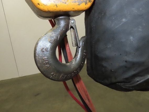 Ingersoll Rand HL2000 2 Ton 4000Lb Pneumatic Air Hoist 16' Lift w/Power Trolley