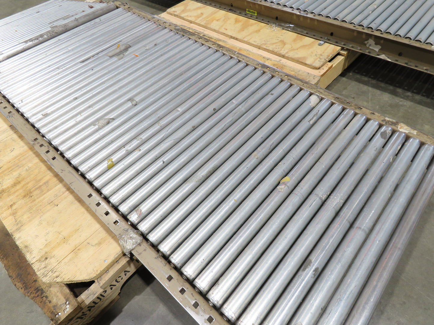 Mathews 30"x 17' 10" Gravity Roller Conveyor Walk-Thru Gate 1-3/8" Roller 27"BF