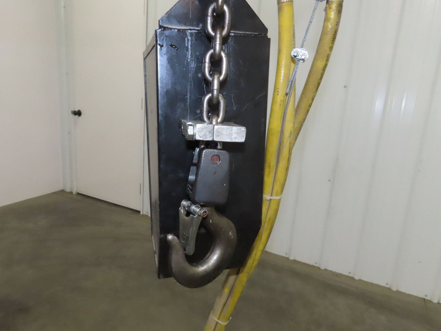 Yale KAL 1 Ton 2000Lb Pneumatic Air Chain Hoist 10' Lift Pendant w/Push Trolley