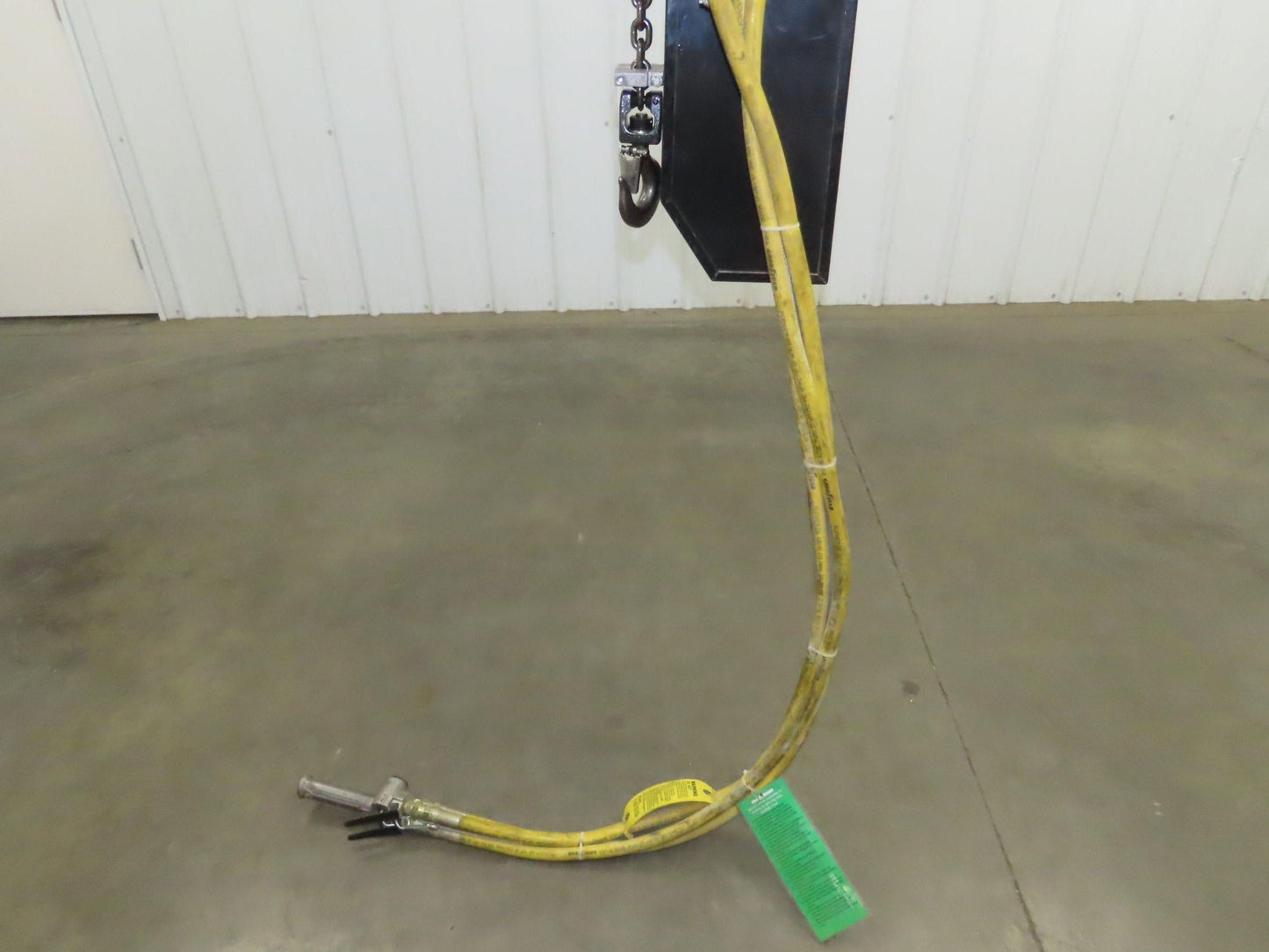 Yale KAL 1 Ton 2000Lb Pneumatic Air Chain Hoist 10' Lift Pendant w/Push Trolley