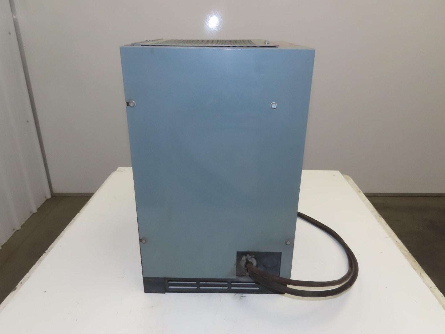 Hobart 450A1-6 Accu-Charge 12V Forklift Battery Charger 208/240/480V 1Ph 450Ah