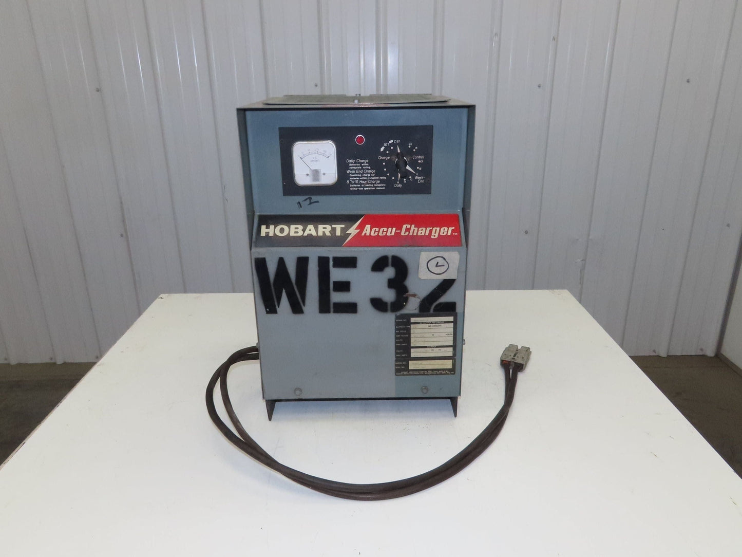 Hobart 450A1-6 Accu-Charge 12V Forklift Battery Charger 208/240/480V 1Ph 450Ah