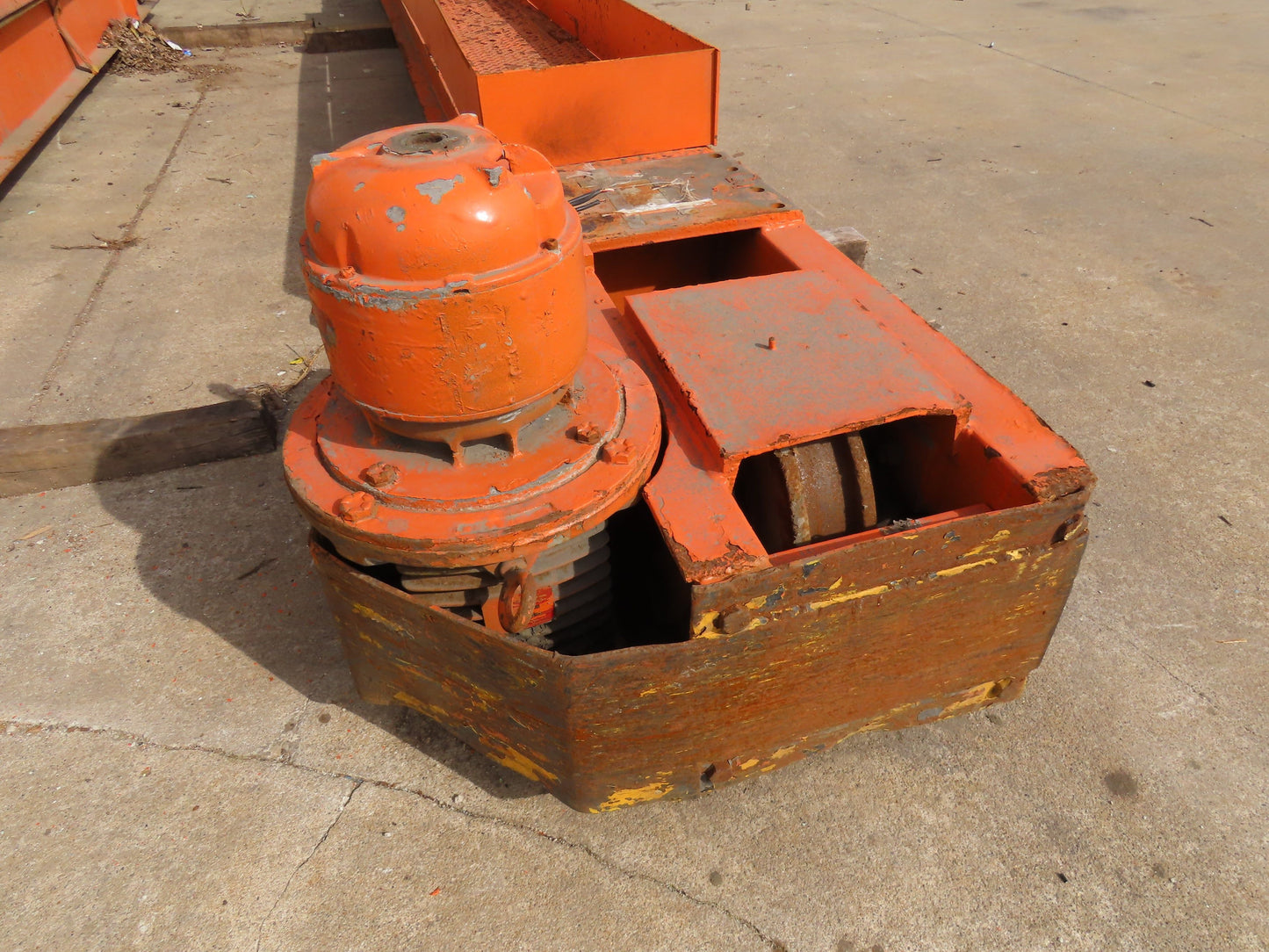 Cleveland Tramrail Motorized Gantry Crane End Truck Drive Floor Track 1.5Hp 480V