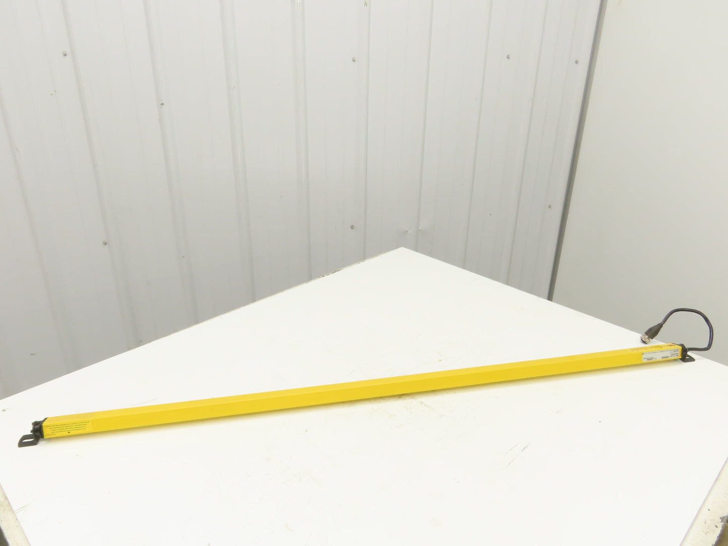 STI MC4248XE Microsafe MC4200 Safety Light Curtain Transmitter 1219mm 48"L