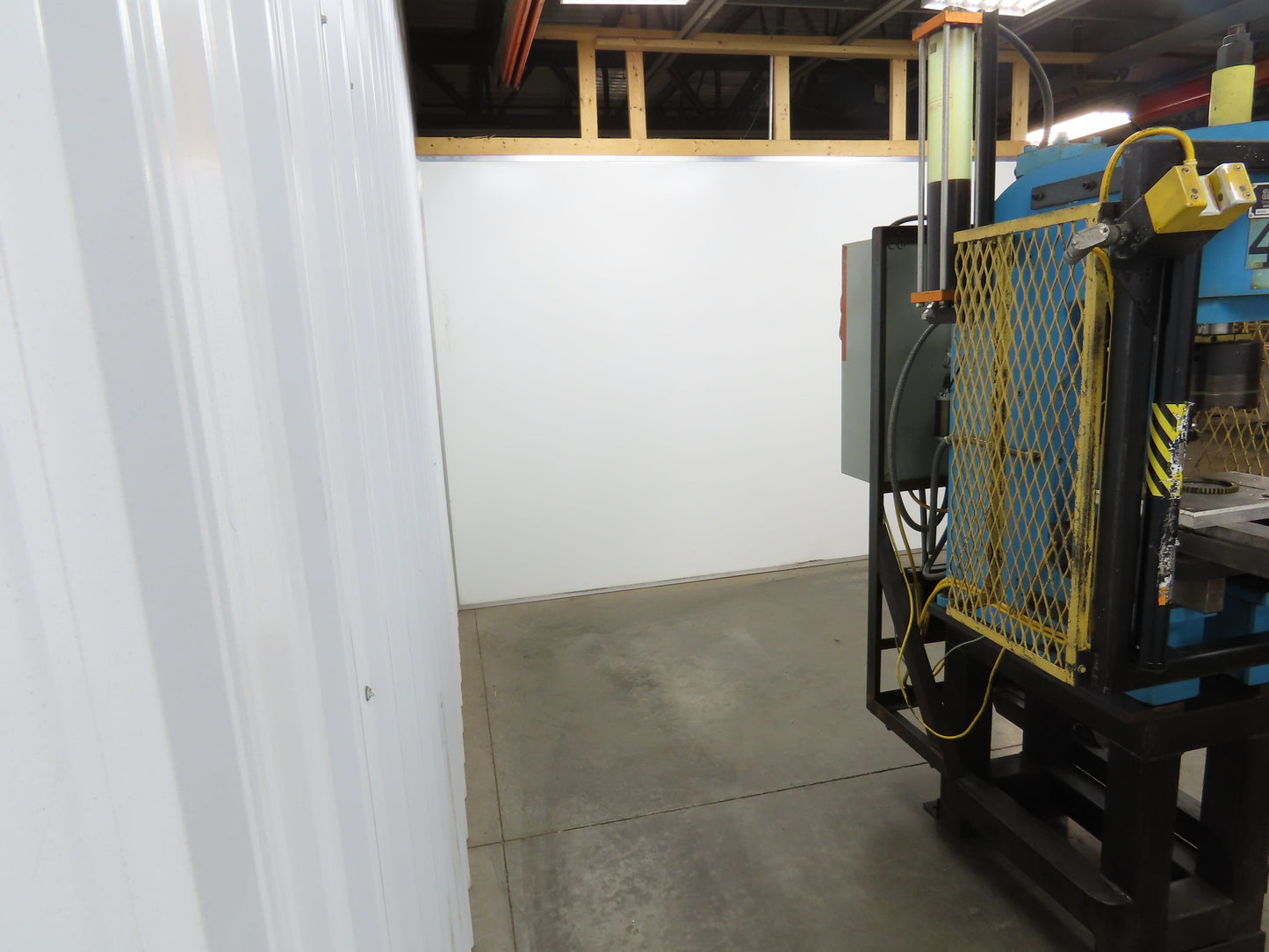 Air Hydraulics C-500A Hydraulic Punch Press 15 Ton 6" Stroke 8.25" D Pneumatic