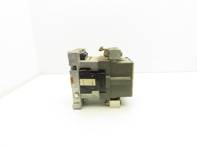 Siemens-Allis CXL40*3E Contactor 135A 600V 3 Pole 120V Coil Model E