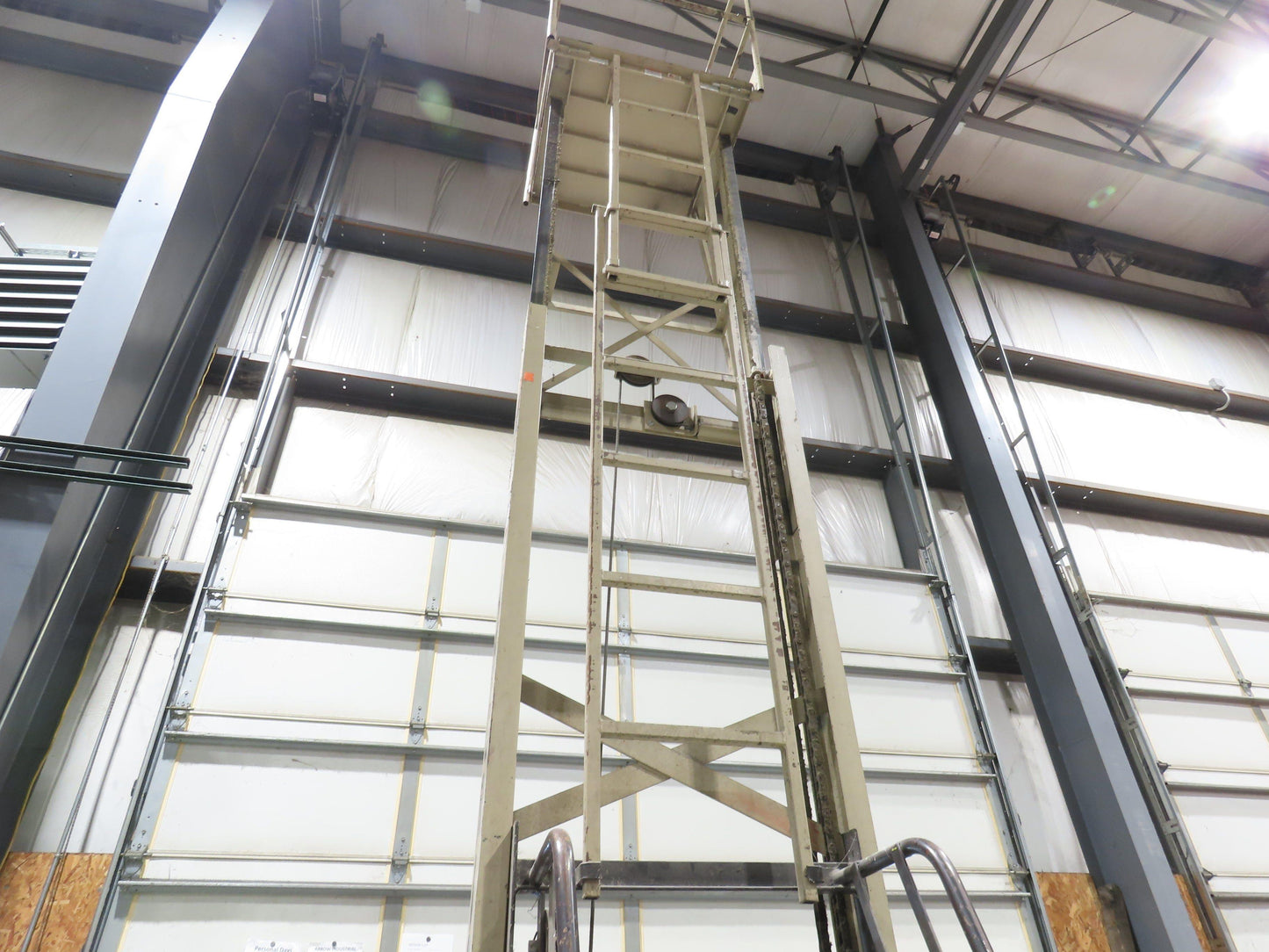 Cotterman Maxi Lift 15' Manual Man Lift Elevating Work Platform Ladder 300 Lb