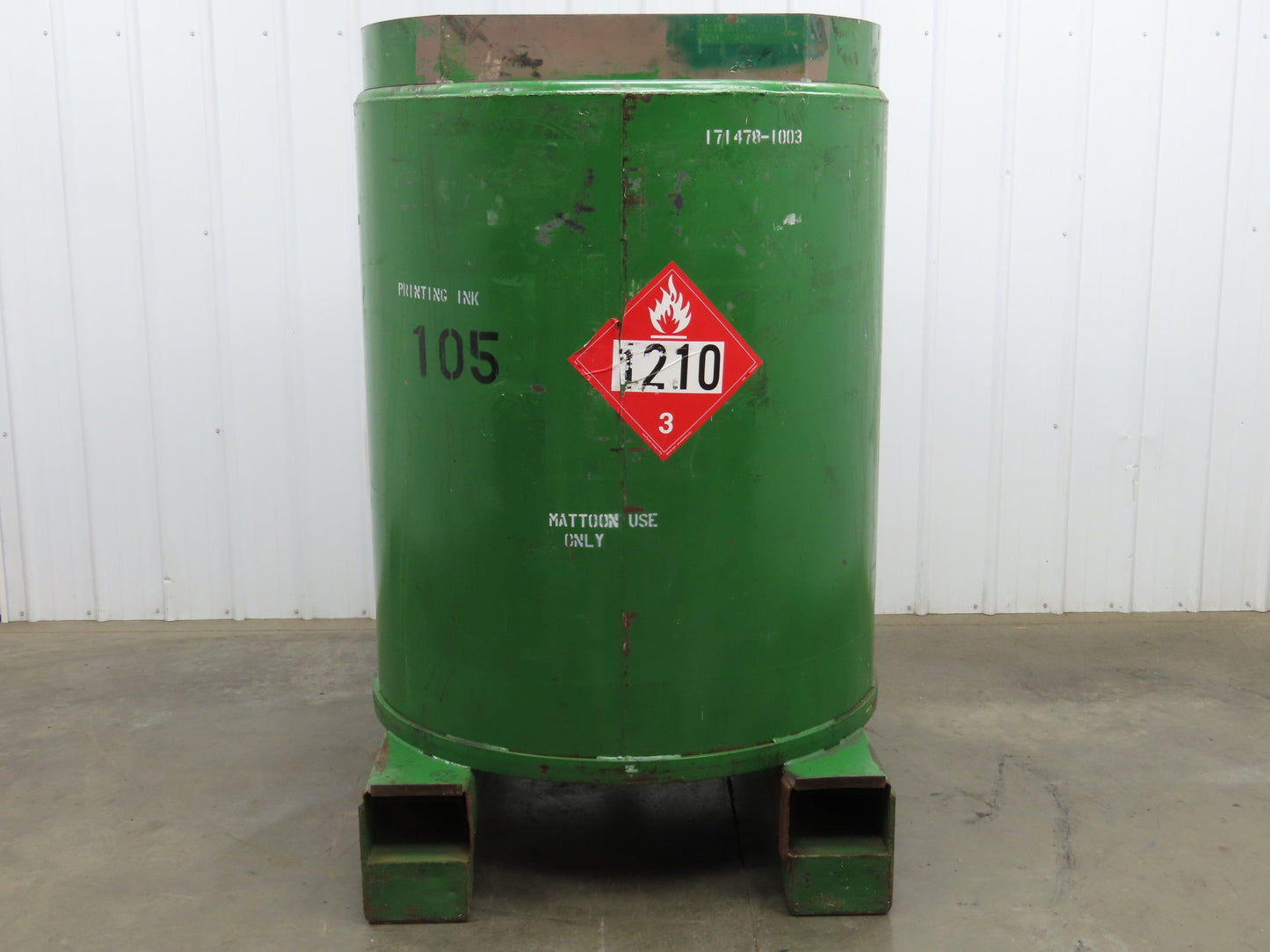 Fabricated Metals Liqua-Bin Round Liquid Storage Tank 330 Gal Steel IBC Tote