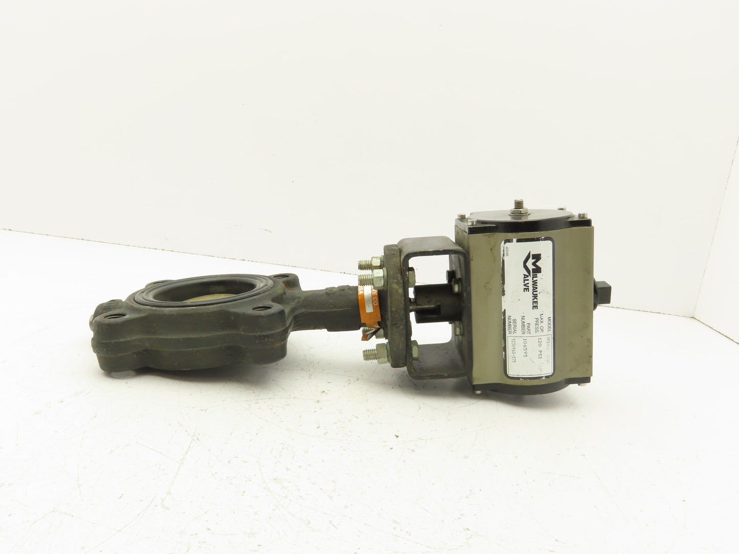 Milwaukee CL223E 3" Butterfly Valve 4-Lug w/Pneumatic Actuator RPB450
