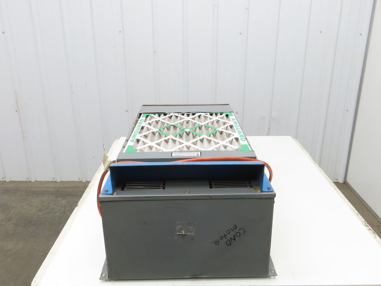 Mclean Midwest 36-0416-101 Electrical Enclosure Air Conditioner 4000 BTU 115V