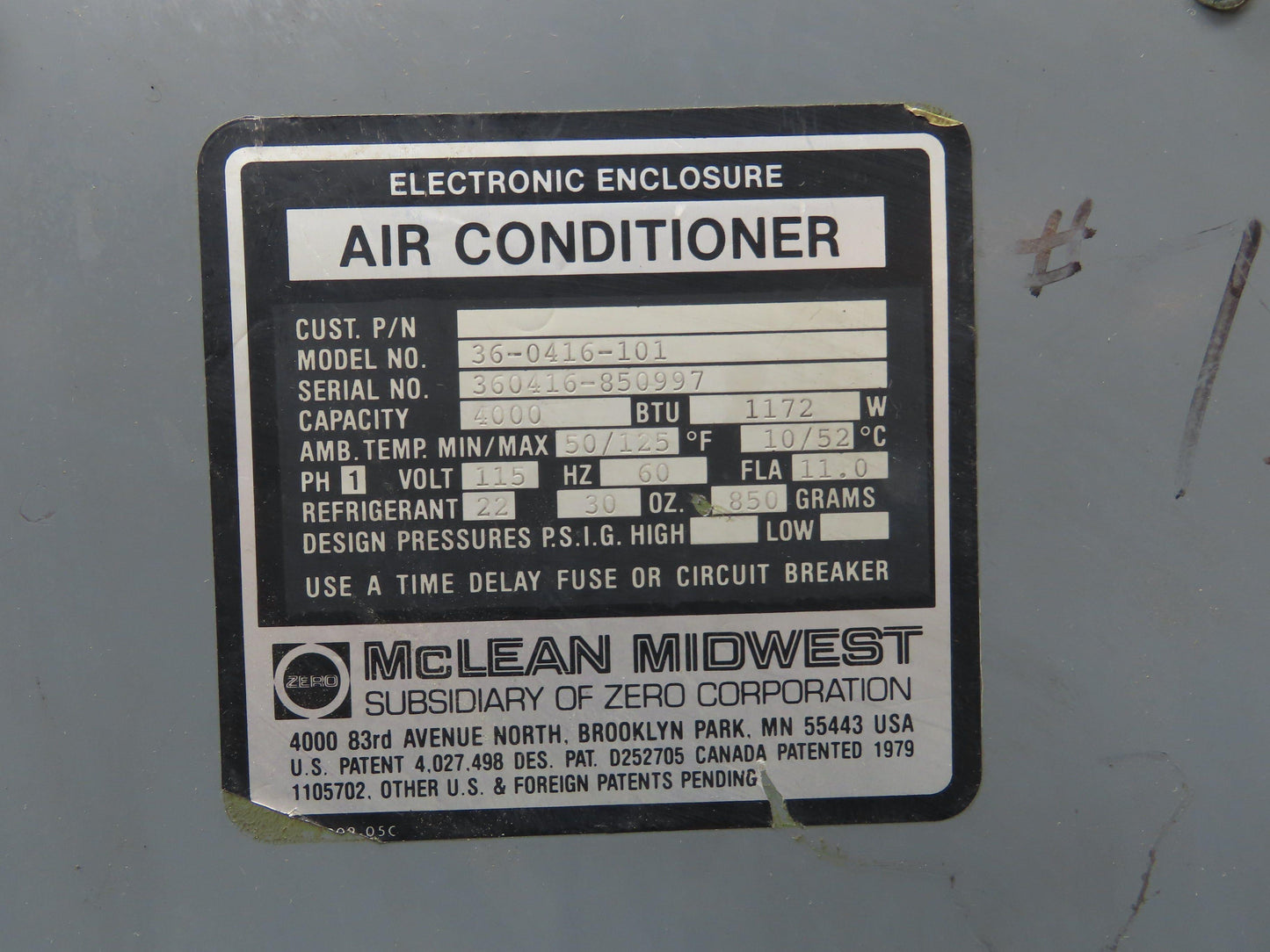 Mclean Midwest 36-0416-101 Electrical Enclosure Air Conditioner 4000 BTU 115V