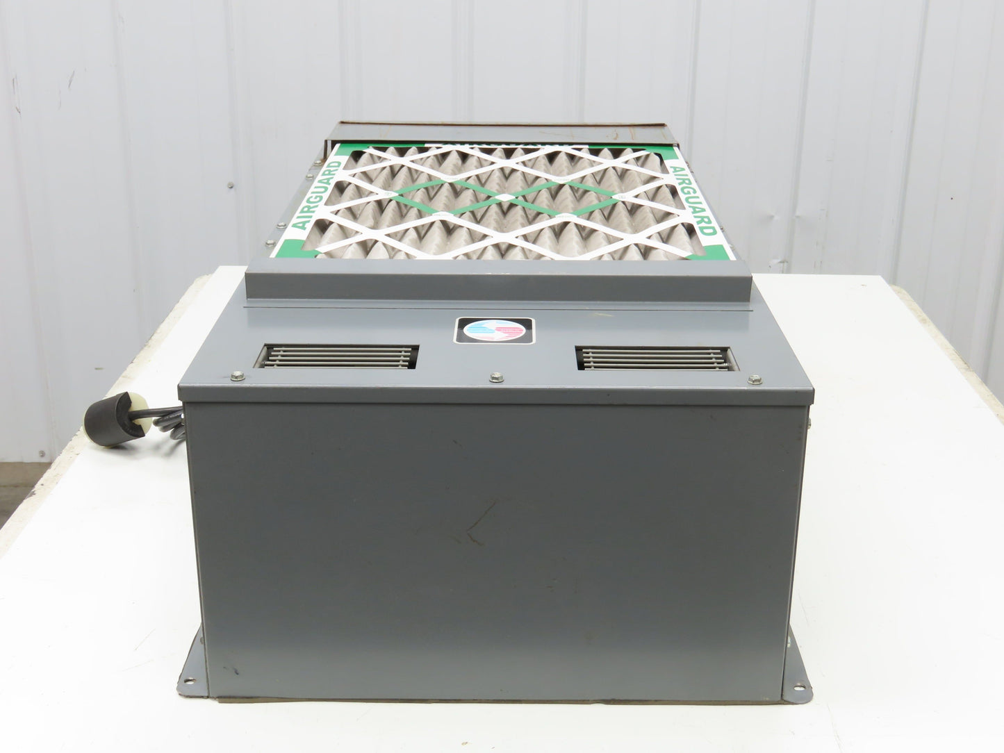 Mclean Midwest 36-0616-136 Electrical Enclosure Air Conditioner AC 6000 BTU 115V