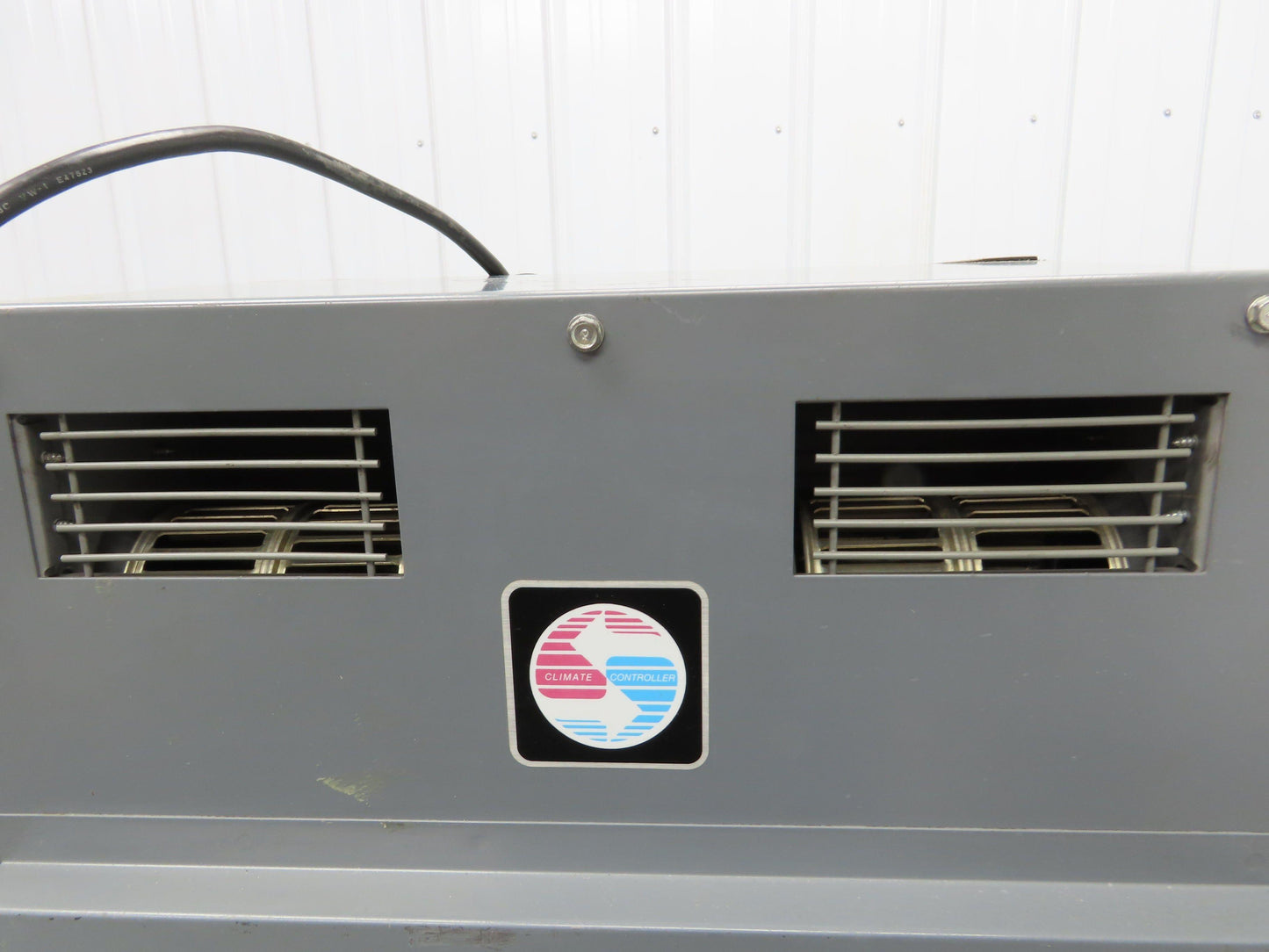 Mclean Midwest 36-0616-136 Electrical Enclosure Air Conditioner AC 6000 BTU 115V