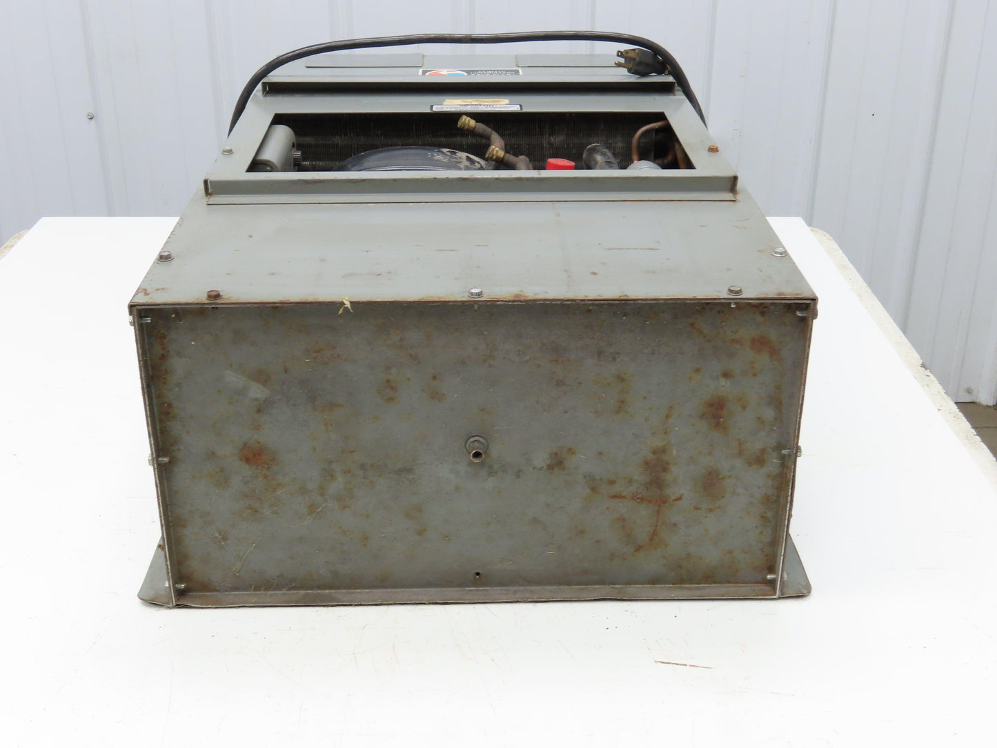 Mclean Midwest 28-0416-007 Electrical Enclosure Air Conditioner AC 4000 BTU 115V