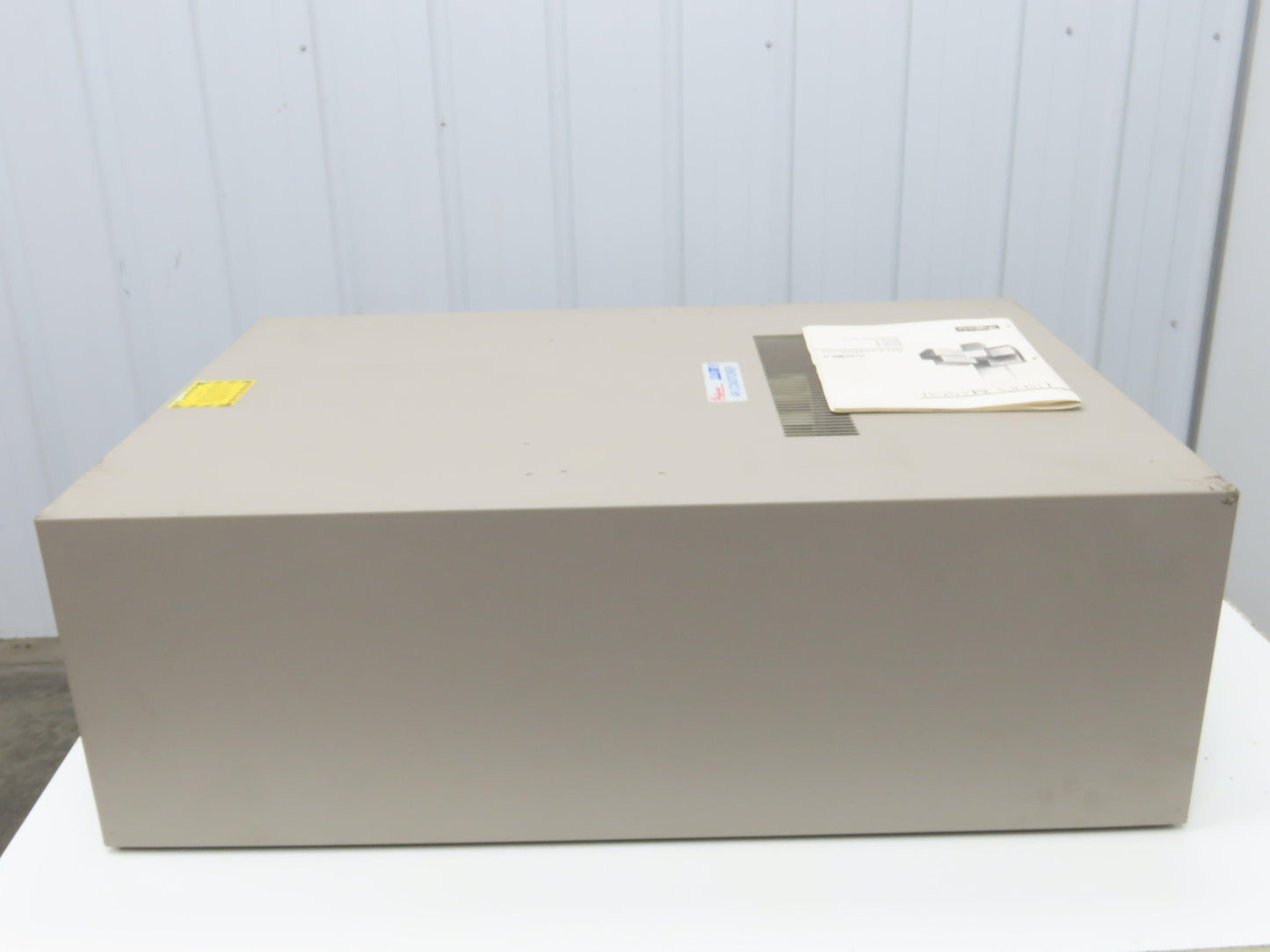 Hoffman Design Aire 2 Electrical Enclosure Air Conditioner 4000 BTU 115V R22